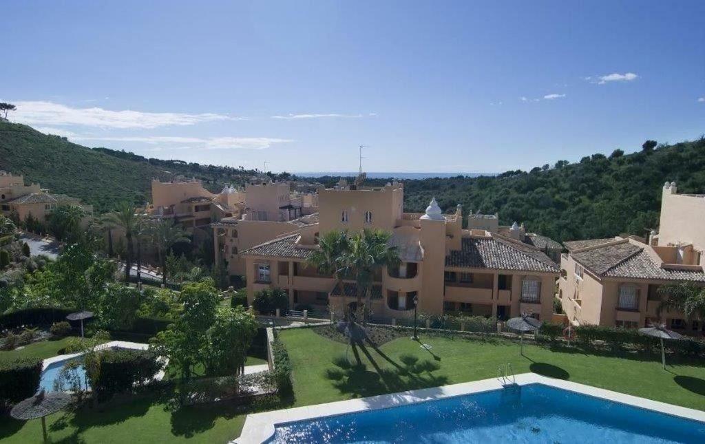 Appartamento Ref 12 Luxury Aparment With Views Marbella Esterno foto